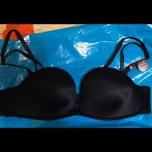 NWT Black Victoria’s Secret Bombshell Bra - 32AA